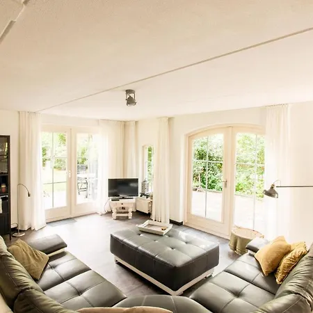 Beautiful And Charming Farmhouse In The Veluwe Chalé *