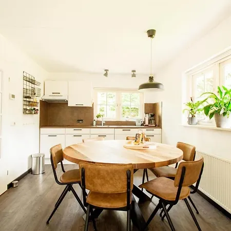 Beautiful And Charming Farmhouse In The Veluwe