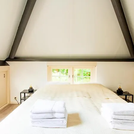 Beautiful And Charming Farmhouse In The Veluwe Chalé *