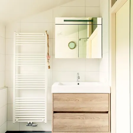 Beautiful And Charming Farmhouse In The Veluwe Chalé